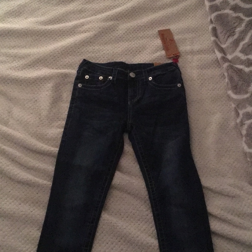 These are brand new jeans